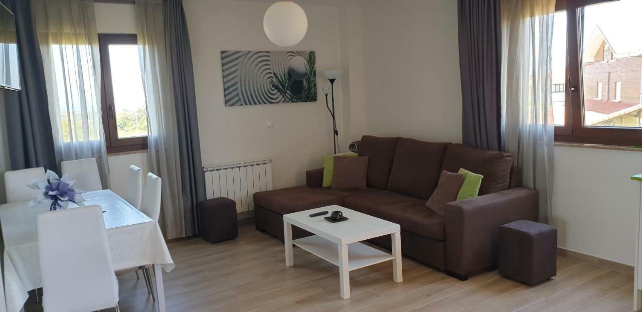 Apartamentos La Pradera De Isla Plana Exterior foto